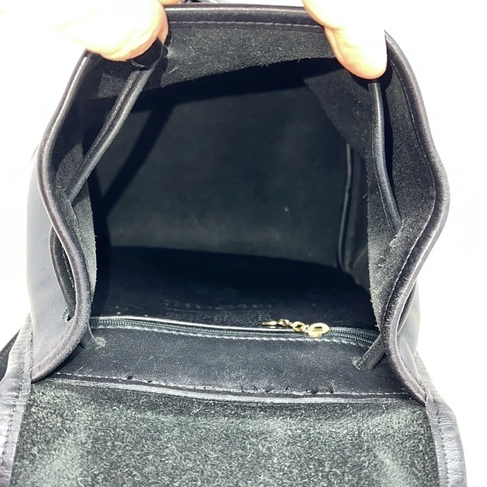 Coach Vintage Legacy 9960 Black Leather Brass Hardware Top Handle Flap Backpack